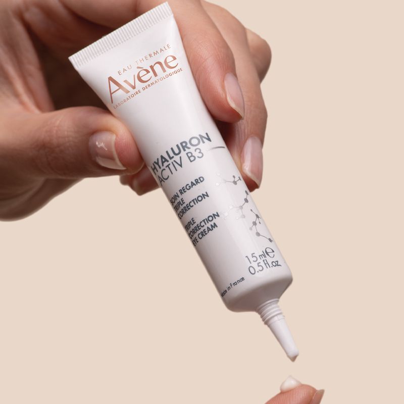 Avene-Hyaluron-Activ-B3-Contorno-De-Ojos-X-15-Ml-5